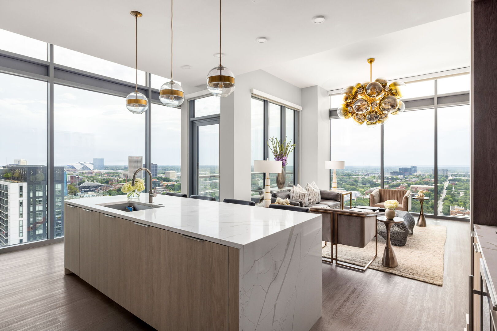 Kitchen fully equipped with all modern amenities