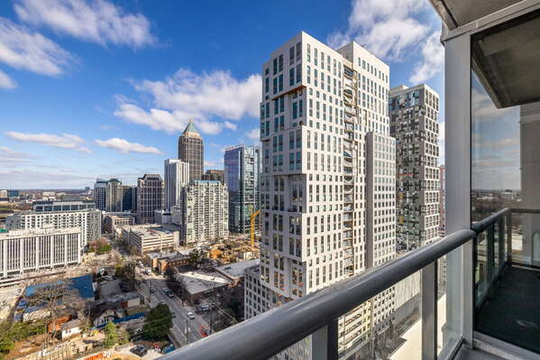 Balcony with stunning views of Midtown Atlanta