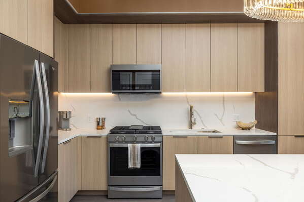 Kitchen fully equipped with all modern amenities